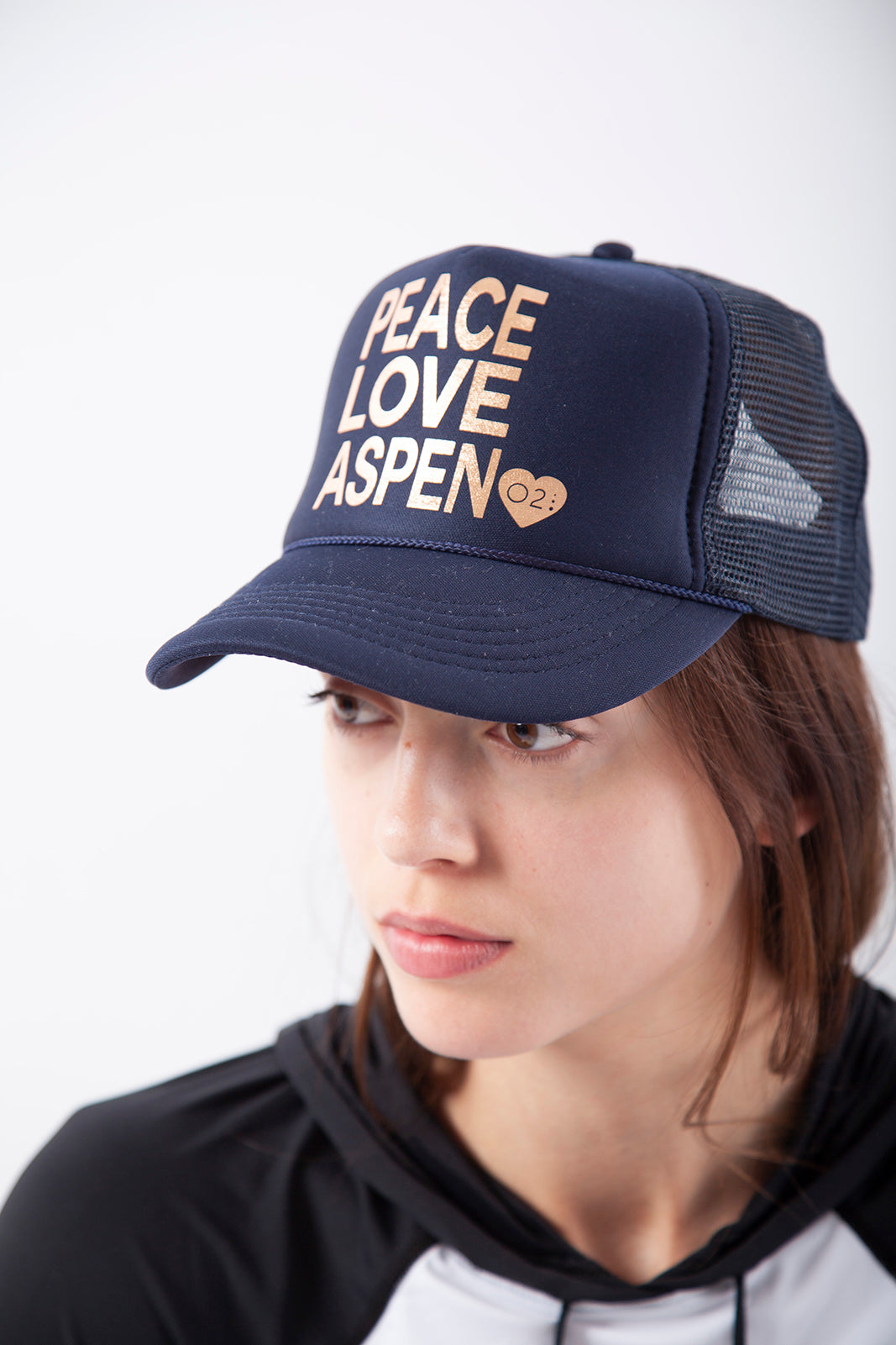 Trucker Hat, Navy W/ Rose Gold – O2 Life